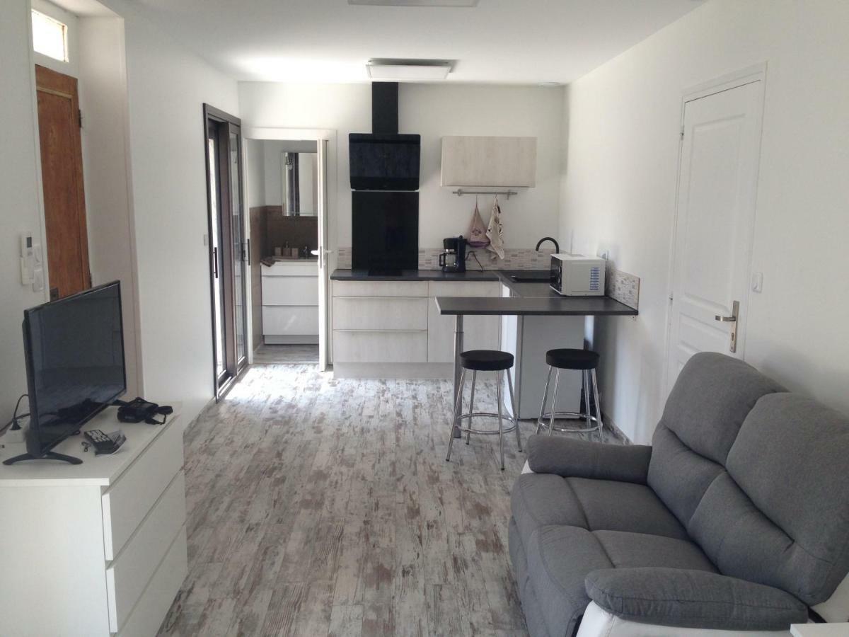 Maison 4 Etoiles Et Studio 3 Etoiles Independants Avec Piscine ลีล-ซูร์-ลา-ซอร์ก ภายนอก รูปภาพ
